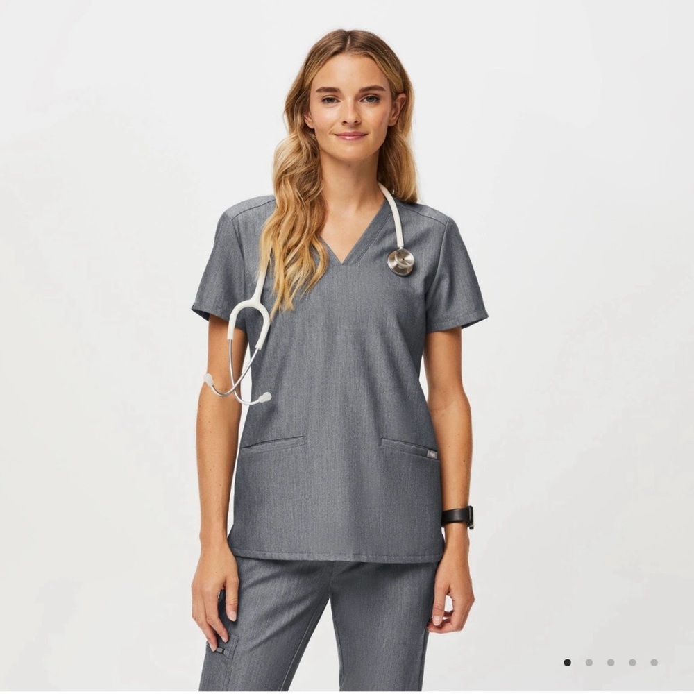 Figs Charcoal Women's V-Neck Scrub Top